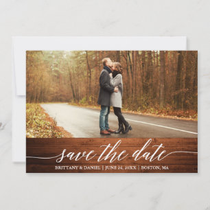 Modern Elegant Kalligrafi Trä Save The Date-kort Tack Kort