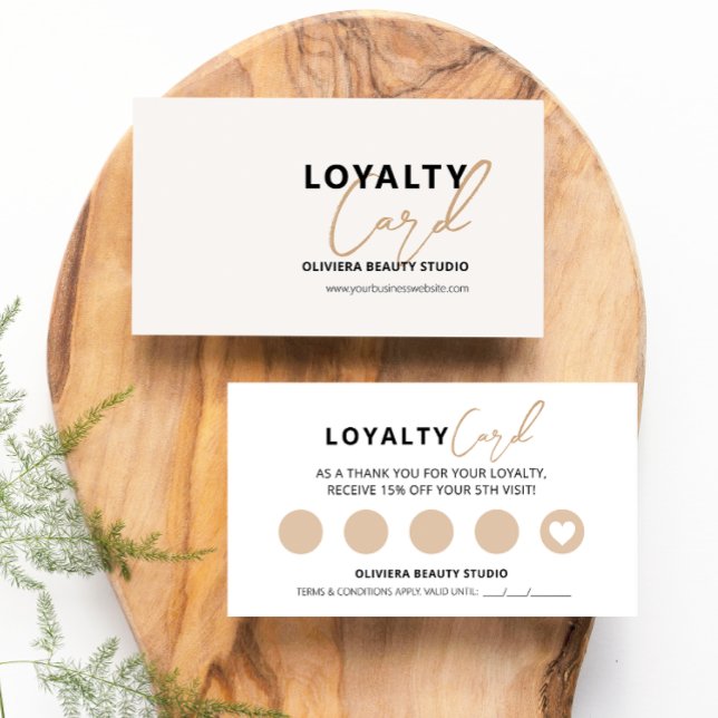 Modern Elegant Kräm & Gul Typografi Lojalitetskort (Skapare uppladdad)