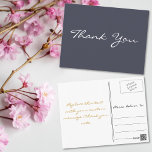 Modern Elegant Lila Faux Guld Script Tack Vykort<br><div class="desc">Skapa din egen anpassningsbar,  personlig,  modern elegant dammig lila och vitt tackkort-vykort. Ange bara ditt meddelande/tackkort. Elegant tackkort-vykort för använda på bröllop,  giftermål-årsdagen,  födelsedagen,  studenten,  möhippa,  babydusch,  helgdagar eller andra specialarrangemang relaterade utskick.</div>