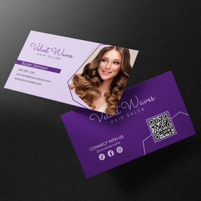 Modern Elegant Lila Hair Stylist Makeup QR-kod Visitkort (Skapare uppladdad)
