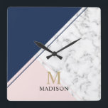 Modern elegant marble monogram fyrkantig klocka<br><div class="desc">Modern elegant marble monogram</div>