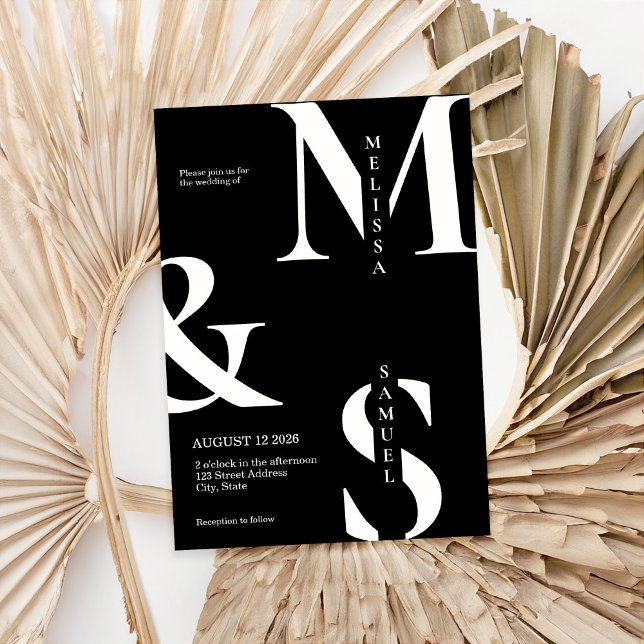 Modern Elegant Monogram Black and White Bröllop Inbjudningar (Skapare uppladdad)