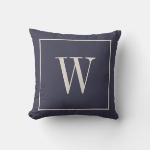 Modern Elegant Monogram Familjeförsta Bokstav Blå Kudde