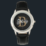 Modern Elegant Monogram Namn Black Guld Armbandsur<br><div class="desc">Den moderna Eleganten Monogram Namn Black Guld Script Watch är en sofistikerad tidsuppgift som kombinerar funktioner med lyx. Den har en slimmad svart klocka i ansikte, försedd med ett snyggt guld-skript i monogram namn, skapande ett förfinat utseende och personlig. Den här klockan är designad om du vill lägga till en...</div>