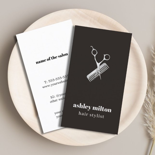 Modern Elegant Mörk Faux Silver Scissors Comb Visitkort (Skapare uppladdad)