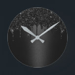 Modern Elegant-Mörk för Black Glitter-drivrutiner Rund Klocka<br><div class="desc">Modern Black Glitter Drips Elegant Mörk Clocks.</div>