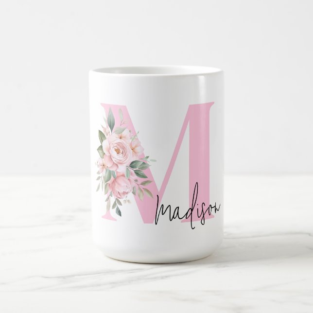 Modern Elegant Rosa Blommigt Initial Namn Monogram Kaffemugg (Center)