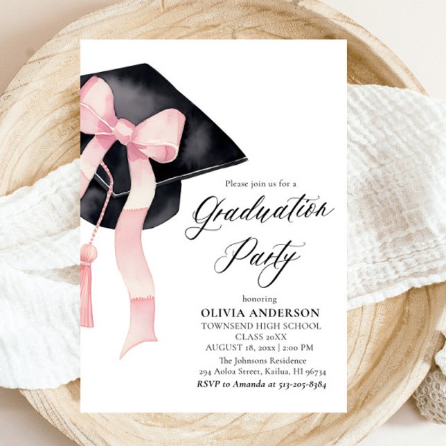 Modern Elegant Rosa Bow Studentmössa Studenten Inbjudningar (Watercolor Modern Elegant Trendy Stylish Pink Bow Graduation Invitation)