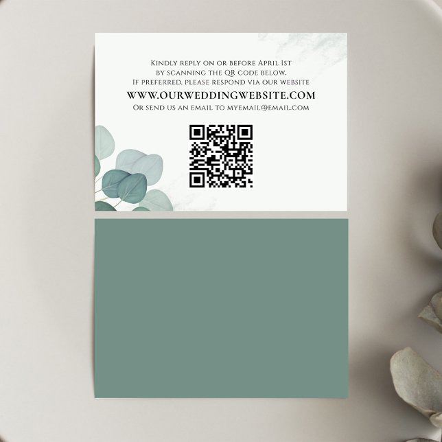 Modern Elegant Rustic Eucalyptus Greenery OSA Kort (Eucalyptus leaves QR code custom RSVP card)