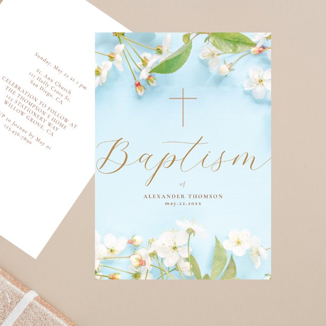 Modern Elegant Script Blue Flowery Cross Baptism Inbjudningar (Skapare uppladdad)
