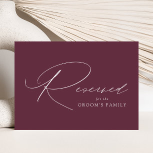 Modern Elegant Script Lila Bröllop Reserved Sign