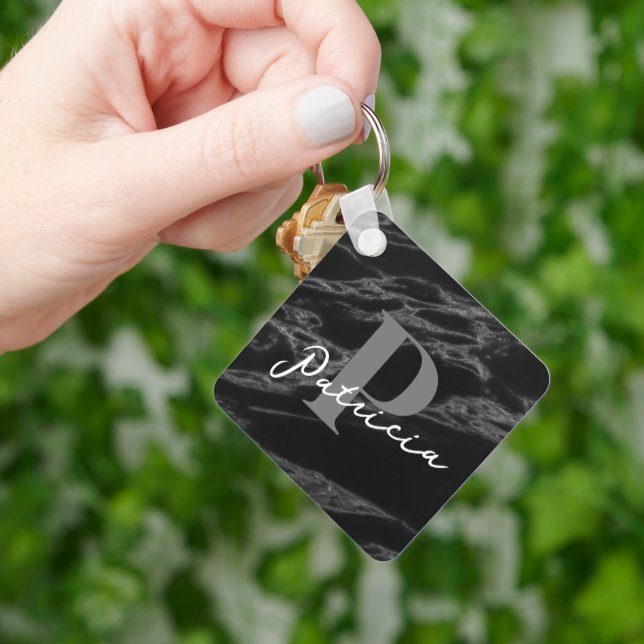 Modern Elegant Simpel Namn | Initial Marble Black Nyckelring (Hand)