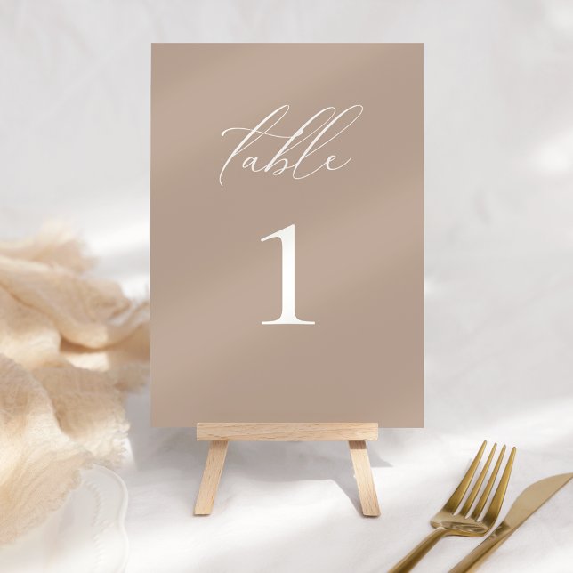 Modern Elegant Skript Brun Beige Bordsnummer för B (Skapare uppladdad)