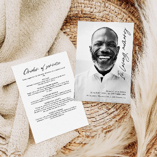 Modern Elegant-skript i Loving Memory Funeral Program