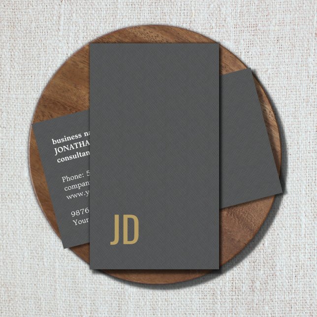 Modern Elegant Struktur Grått Faux Guld Monogram Visitkort (Skapare uppladdad)