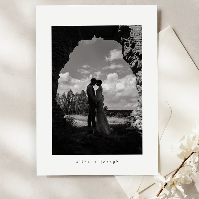 Modern Elegant Svart Foto Klassiskt Bröllop Inbjudningar (Skapare uppladdad)