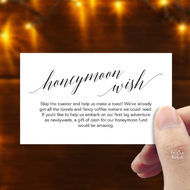 Modern Elegant Svart Skrift Bröllop Present Önskes Tilläggskort (Modern Elegant Black Script Honeymoon Fund Wish Enclosure Card in Black and White)