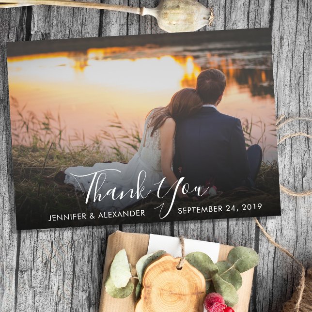 Modern elegant Tack-fotokort för bröllop (Modern elegant Thank You wedding photo card. You can add your own photo, text, names and date.)