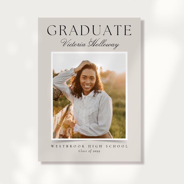 Modern Elfenbensvit En Foto Examen Inbjudan (Skapare uppladdad)