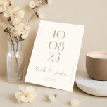 Modern enkel Chic Bröllop Spara Datumet<br><div class="desc">Modern bröllop spara datum med elegantens chic och minimalistiskt stil.</div>