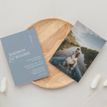Modern enkel Dusty Blue Monogram Photo Bröllop