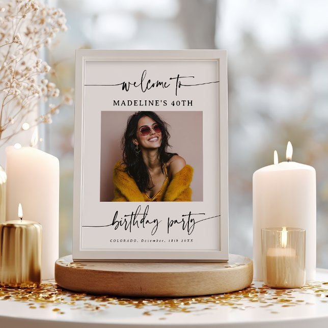 Modern Enkel Elegant Skrift Bröllopsfoto Skylt (Modern Simple Elegant Script Wedding Photo Sign)