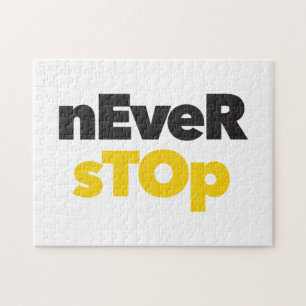 Modern, enkel, fetstilt typografisk design Sluta a Pussel
