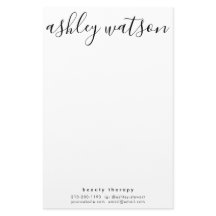 Modern, enkel handskriven kallgrafi med latinsk vi