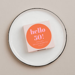 Modern enkel Orange Rosa 50:e Födelsedagsfesten Runt Klistermärke