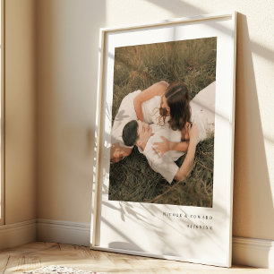 Modern Enkel Parfoto & Anpassade Namn Poster