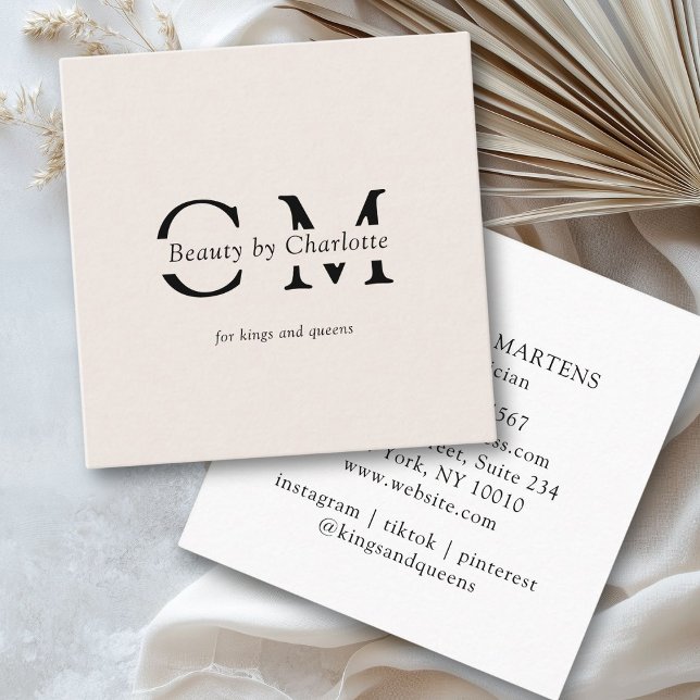 Modern, enkel, professionell, salon, beige fyrkantigt visitkort (Modern, simpel, professional, salon, beige square business card)