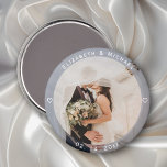 Modern, enkel stolpe och favoritbild för Groom Pho Magnet<br><div class="desc">Modern enkel gradering och Groom Photo Wedding-favoritmagnet</div>