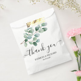 Modern Eucalyptus Greenery Wedding