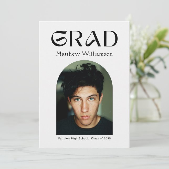 Modern examensfoto med valv examensfest meddelande (Stående Fram)