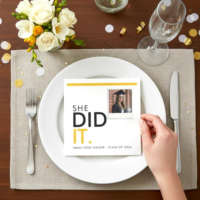 Modern examensfoto serviett gul accent pappersservett (Skapare uppladdad)