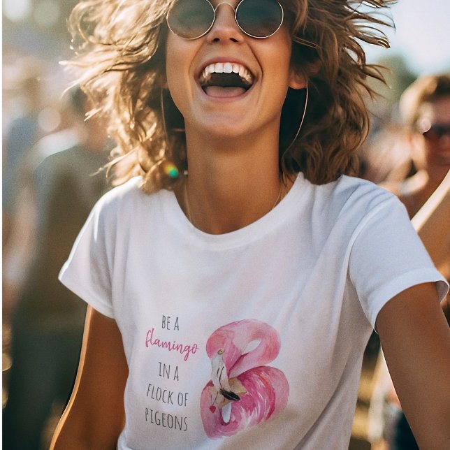 Modern exotisk Rosa vattenfärgslamingo med citat T Shirt (Skapare uppladdad)