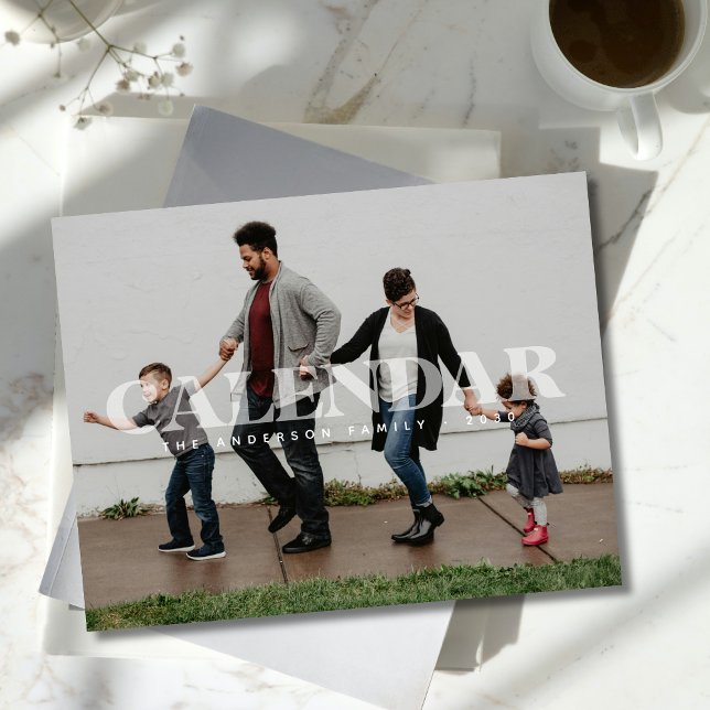 Modern familjefoton - enkel överläggningstypografi kalender (Skapare uppladdad)