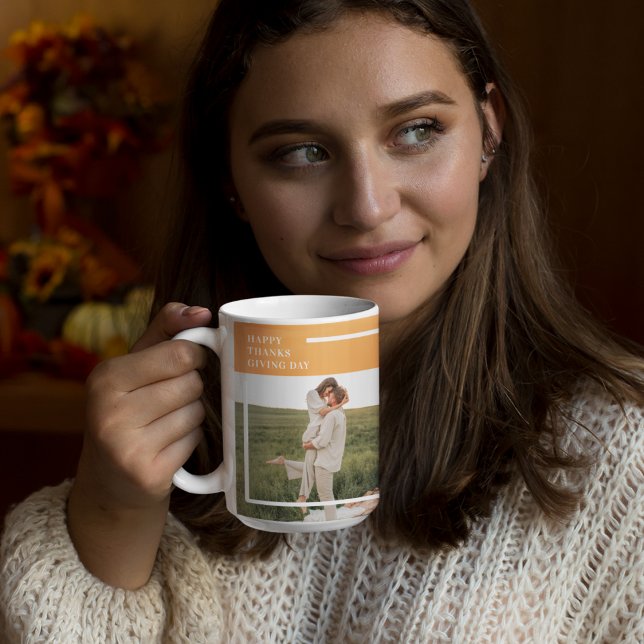 Modern familjefotställning och Happy thanksgiving  Kaffemugg (Skapare uppladdad)