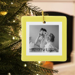 Modern Family Photo Gult Enkel, snygg gåva Julgransprydnad Keramik<br><div class="desc">Modern Family Photo Gult Enkel,  snygg gåva</div>
