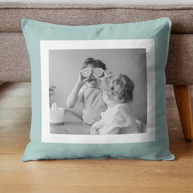 Modern Family Photo Mint Simple Loely Gift Kudde (Skapare uppladdad)