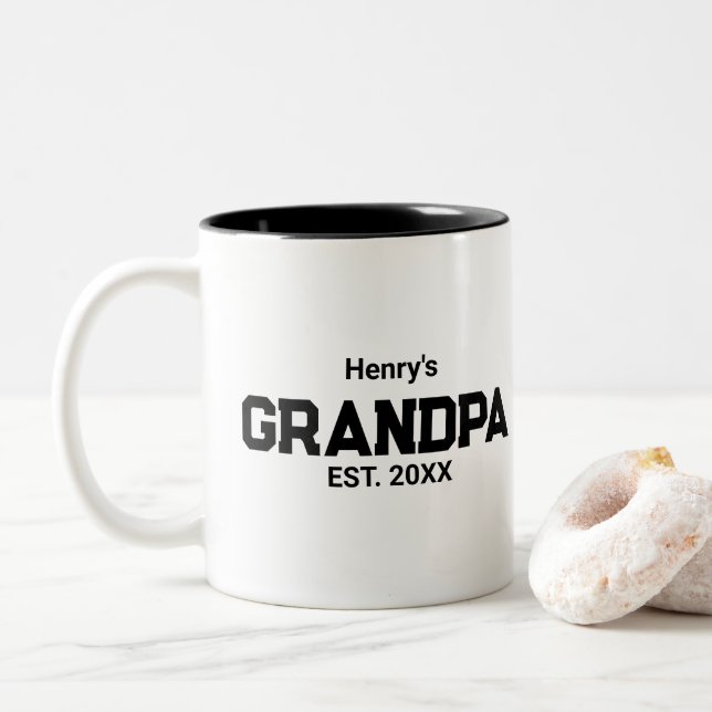 Modern Farfar Grundad Est. Namn År  Två-Tonad Mugg (Med munk)