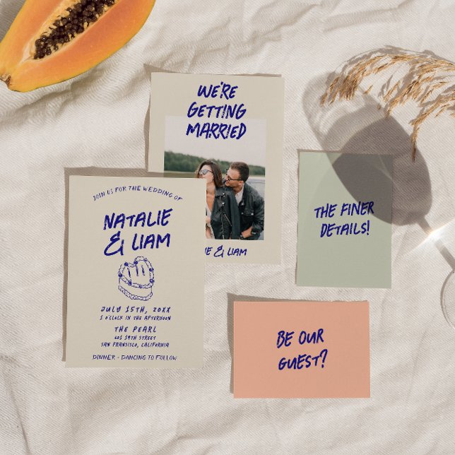 Modern färgad Hand plockade Cake Retro Roligt Bröl Inbjudningar (Skapare uppladdad)