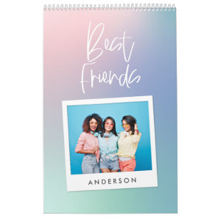 Modern färgad kalender för inklistrad regnbåge