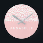 Modern färgstark djurtrycksdekoration rund klocka<br><div class="desc">Modern,  färglös utformning av djurtryck. Färg kan anpassas till kostym i ditt rum. En del av en samling.</div>