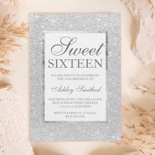 Modern faux silver glitter elegant chic Sweet 16 Inbjudningar (Skapare uppladdad)