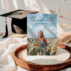 Modern Feminine Script Photo Studenten Inbjudningar