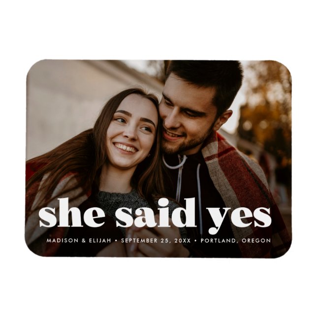 Modern fet stiliserad vit typsnitt Foto Spara datu Magnet (Horisontell)