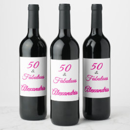 Modern Fifty & Fabulous Bold Pink Script Birthday Vinflaska Etikett