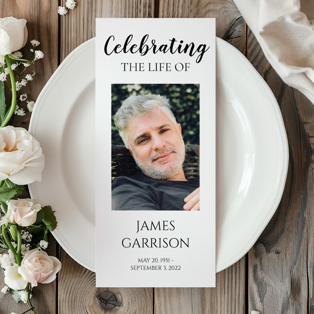 Modern Firande i Life Memorial Program (Skapare uppladdad)