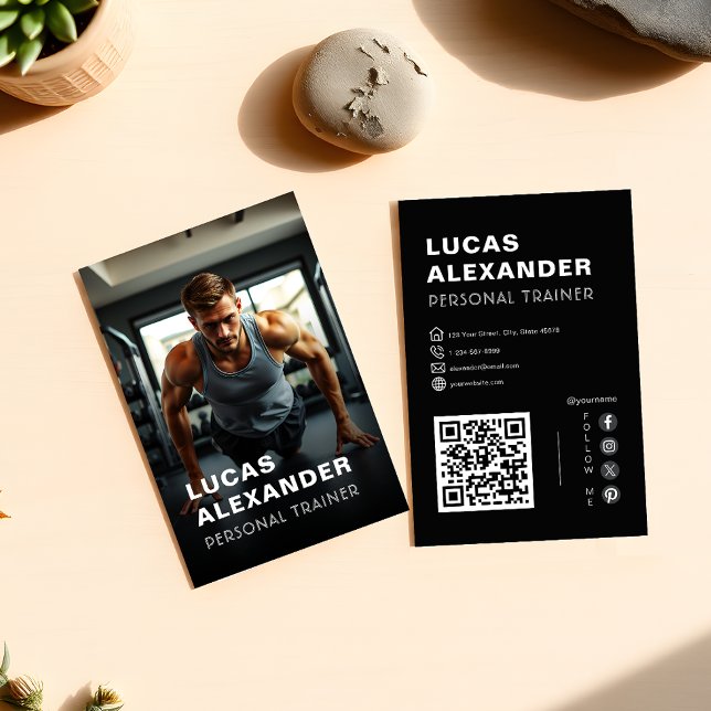 Modern Fitness Personal Trainer QR-kodfoto Visitkort (Skapare uppladdad)